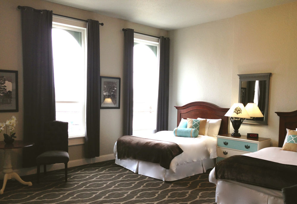 The Dilworth Inn Gonzales 외부 사진