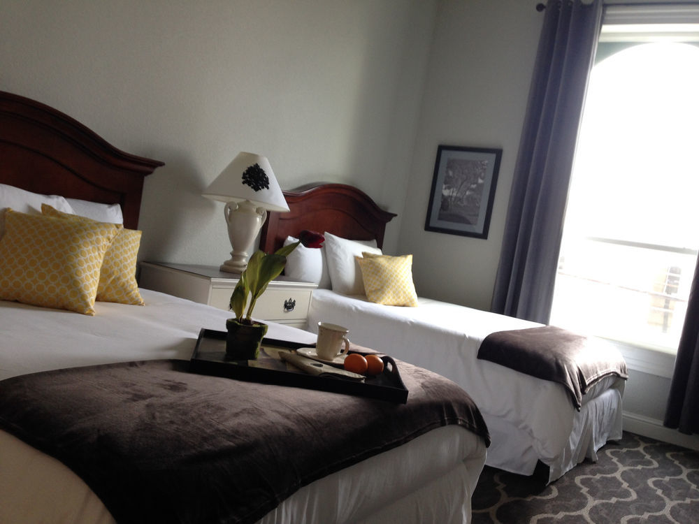 The Dilworth Inn Gonzales 외부 사진