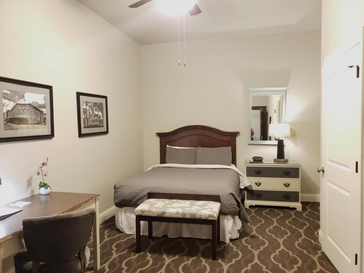 The Dilworth Inn Gonzales 외부 사진