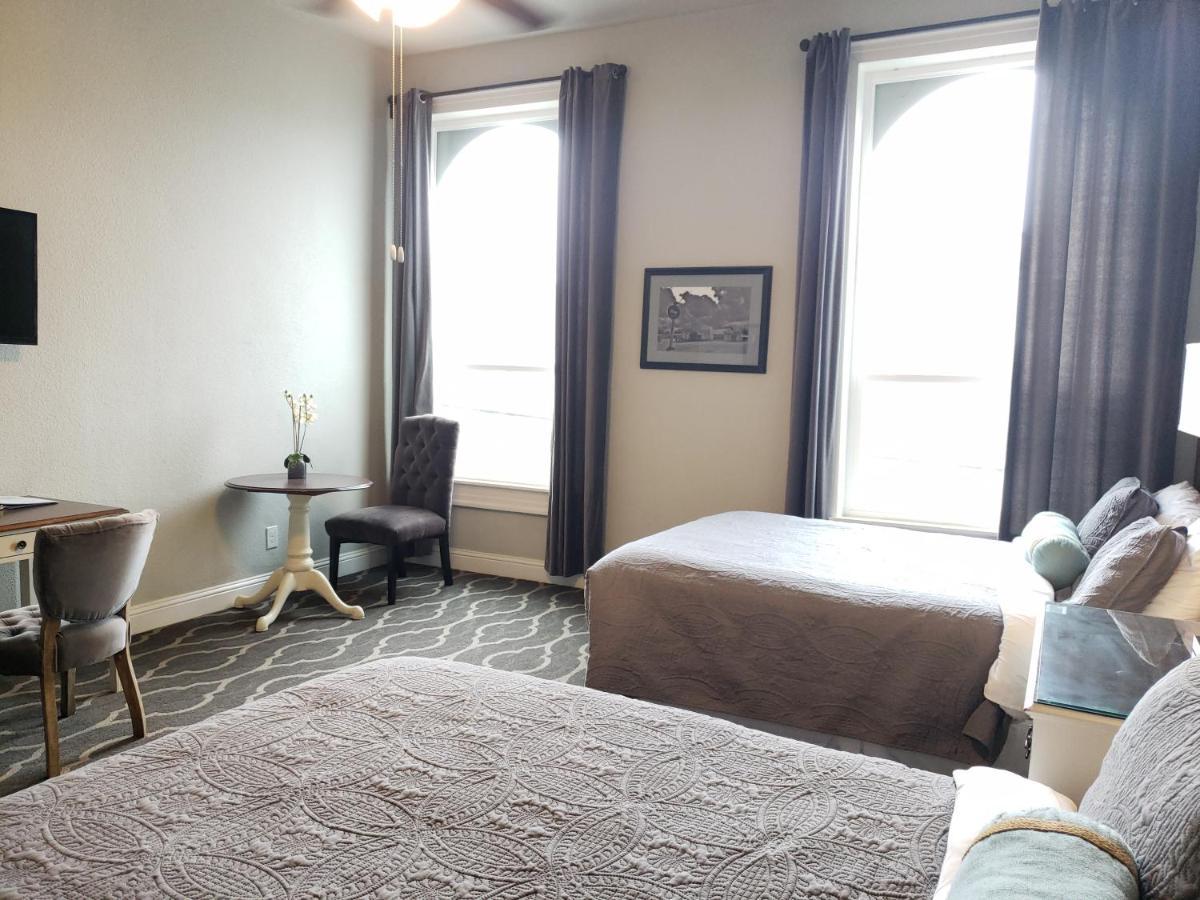 The Dilworth Inn Gonzales 외부 사진